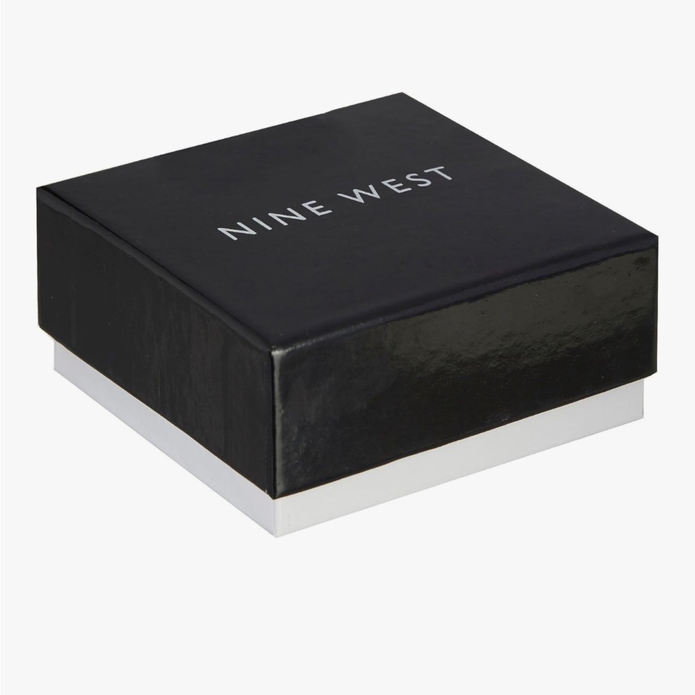 Nine West Women's Boxed Bracelet Pave Heart Stretch - Picture 5 of 5
